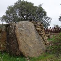 Palau-Saverdera_Dolmen del Mas Bofill