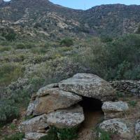 Palau-Saverdera_Paradolmen d'en Poet