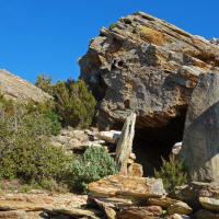 Roses_Cova-dolmen del rec de la Quarentena II