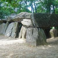 Essé (Ille et Vilaine)_La Roche aux Fées