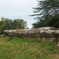 Locmariaquer (Morbihan)_Dolmen de Mané Rutual