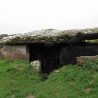 Trégastel (Côtes d'Armor)_Dolmen de Kerguntuill_Taol-Vaen