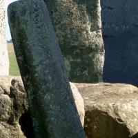 Amesbury_Stonehenge_Pierre bleue avec rainure (destinee à recevoir une pierre languette correspondante)