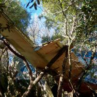 La Jonquera_Puig de les Canals au-dessus de Cantallops_Restes du crash du DC6 en 1986