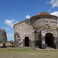 Silanus (provincia di Nuoro)_Eglise (XIe) et Nuraghe Santa Sabina