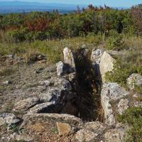 Villeneuve Minervois - Dolmen de Rocatroucada