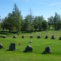 Västerås (comté de Västmanland)_Anundshog_Skeppssattings (bateau de pierres)